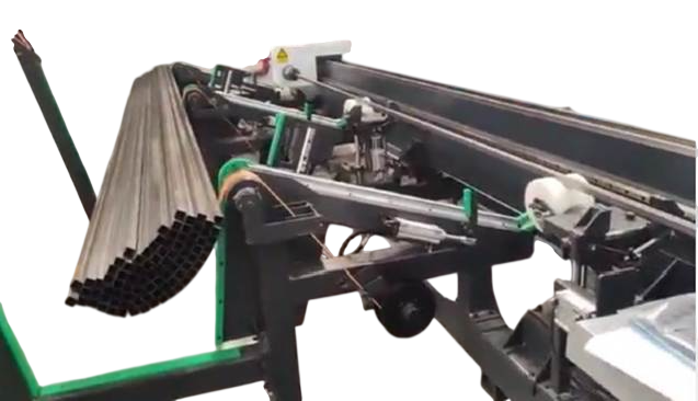 Станок для резки труб с волоконным лазером с ЧПУ TR120-3000W